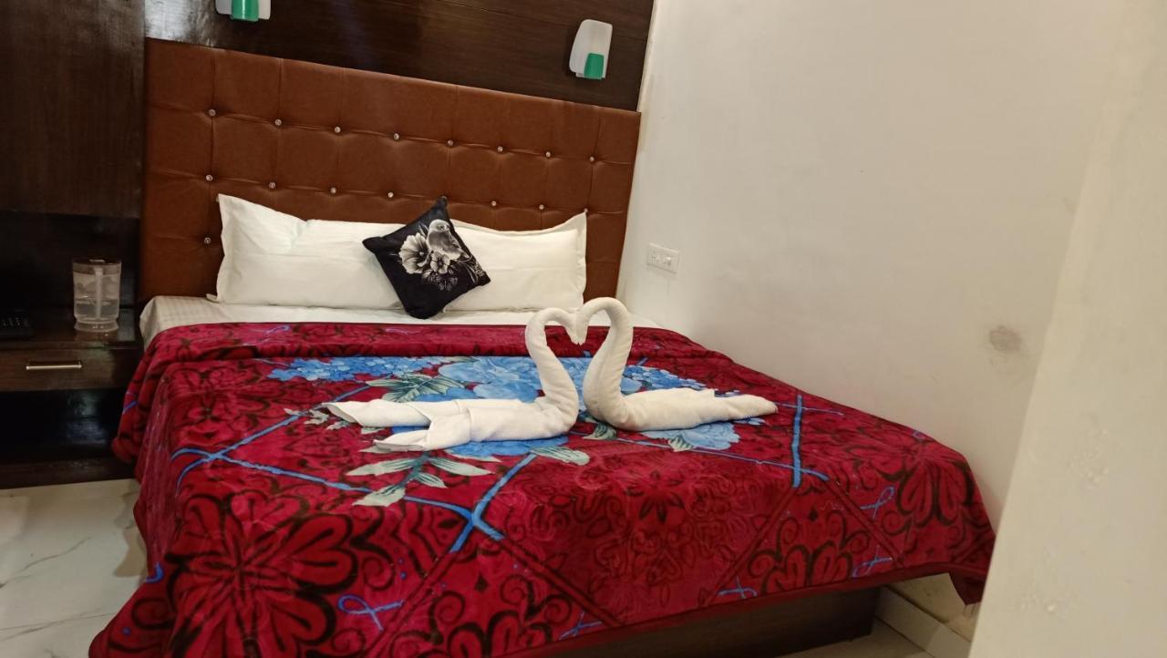 מוסורי Hotel 7 Heights מראה חיצוני תמונה