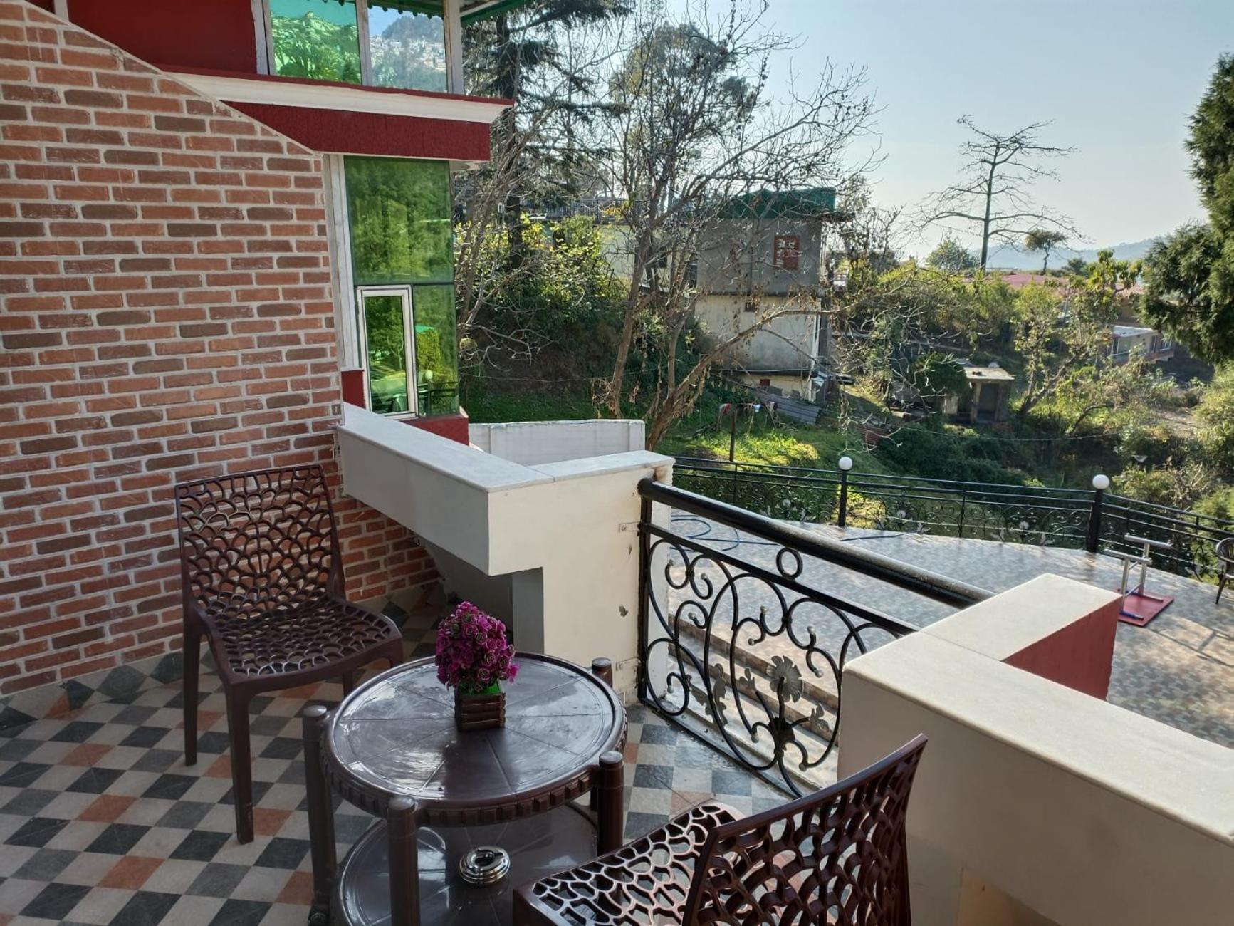 מוסורי Hotel 7 Heights מראה חיצוני תמונה